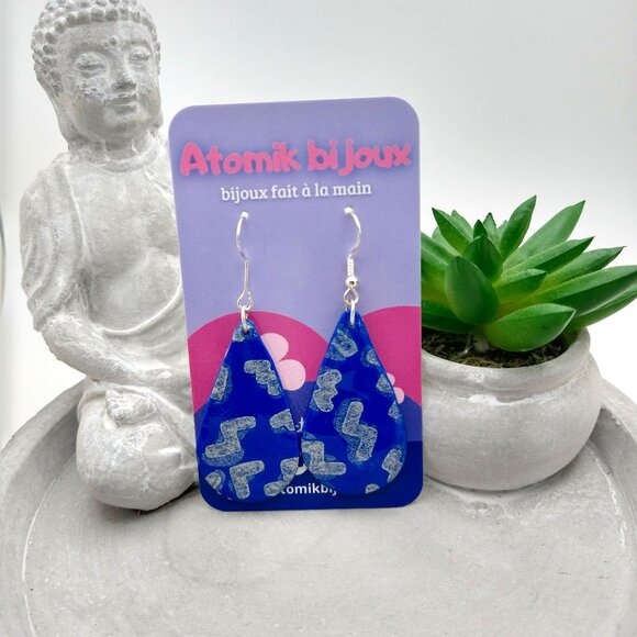 Handmade blue color polymer clay earrings. Boucles d'oreilles fait à la main - Picture 2 of 6